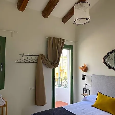 Les Filles Hotel